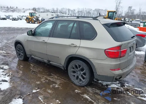 2012 BMW X5 xDrive35I/xDrive35I Premium/xDrive35I Sport Activity z USA, uszkodzony, nr VIN 5UXZV4C58CL754823